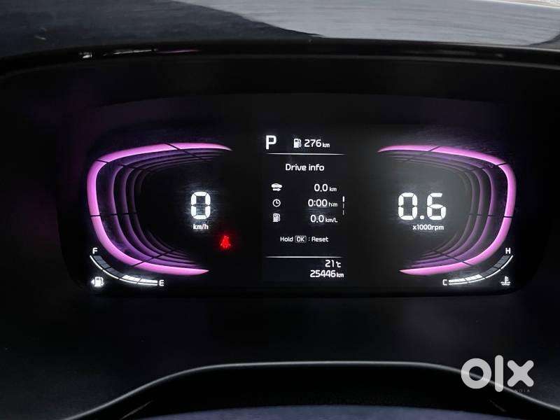 Kia Carens 1.4 Luxury Plus 6 Str, 2023, Petrol