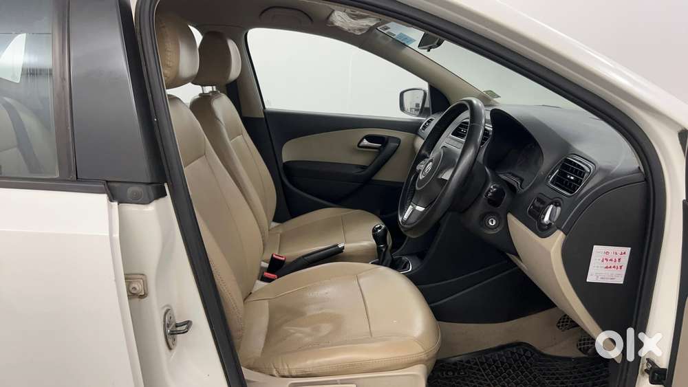 Volkswagen Polo Petrol Highline 1.2l, 2014, Petrol