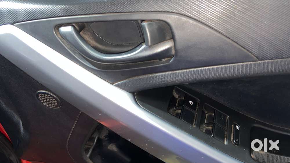 Tata Nexon 1.5 Revotorq Xma Amt (s), 2021, Petrol