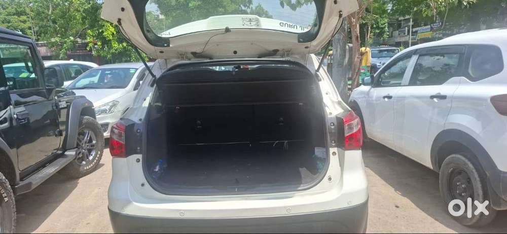 Maruti Suzuki S-cross 2021
