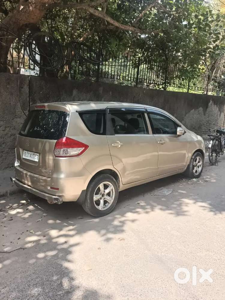 Ertiga 2013 November On Sale And In Very Good Condition.