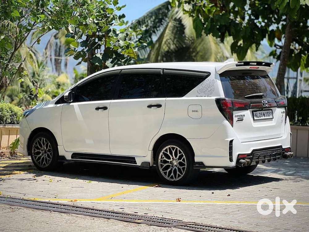 Toyota Innova Crysta 2.4 G Mt, 2017, Diesel