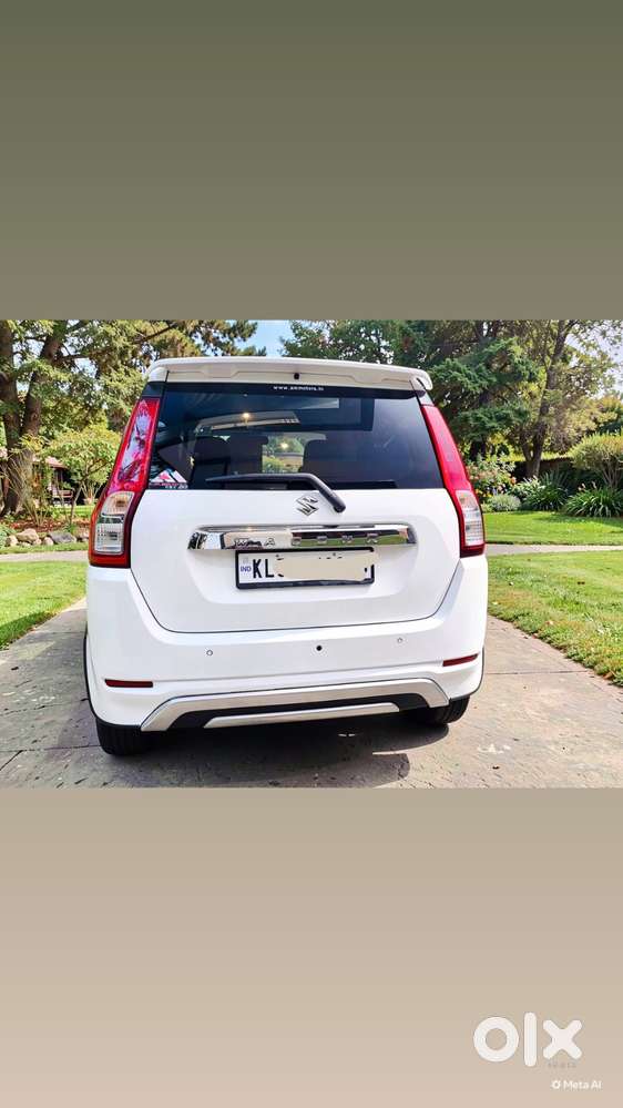 Wagonr Zxi+ Amt 2024 Model 25000 Km