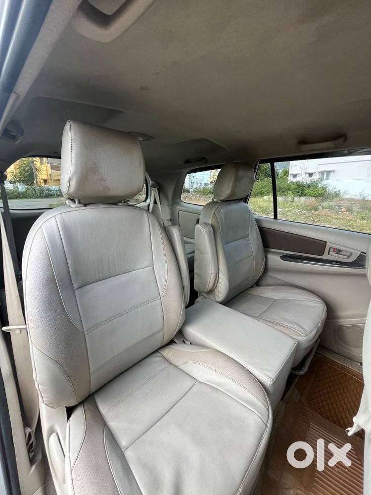 Toyota Innova 2.5 G (diesel) 7 Seater, 2015, Diesel