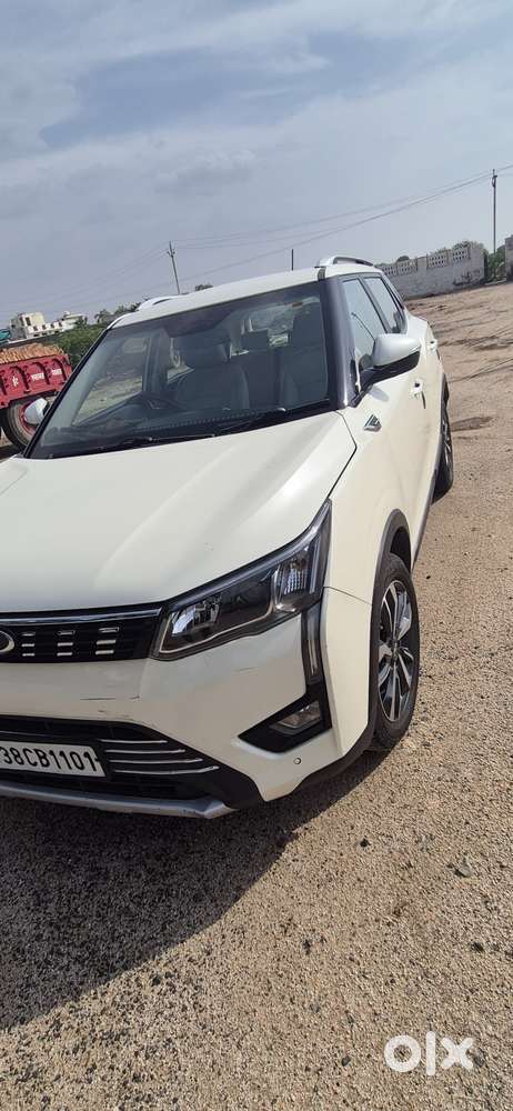 Mahindra Xuv300 2019 Diesel Well Maintained By Defence Officer