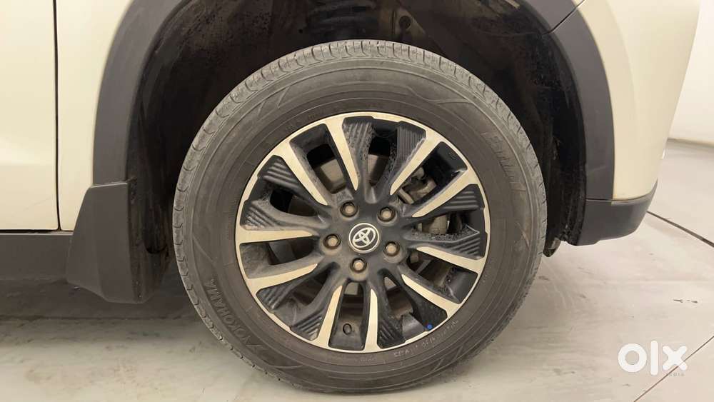 Toyota Urban Cruiser Cruiser Premium, 2022, Petrol