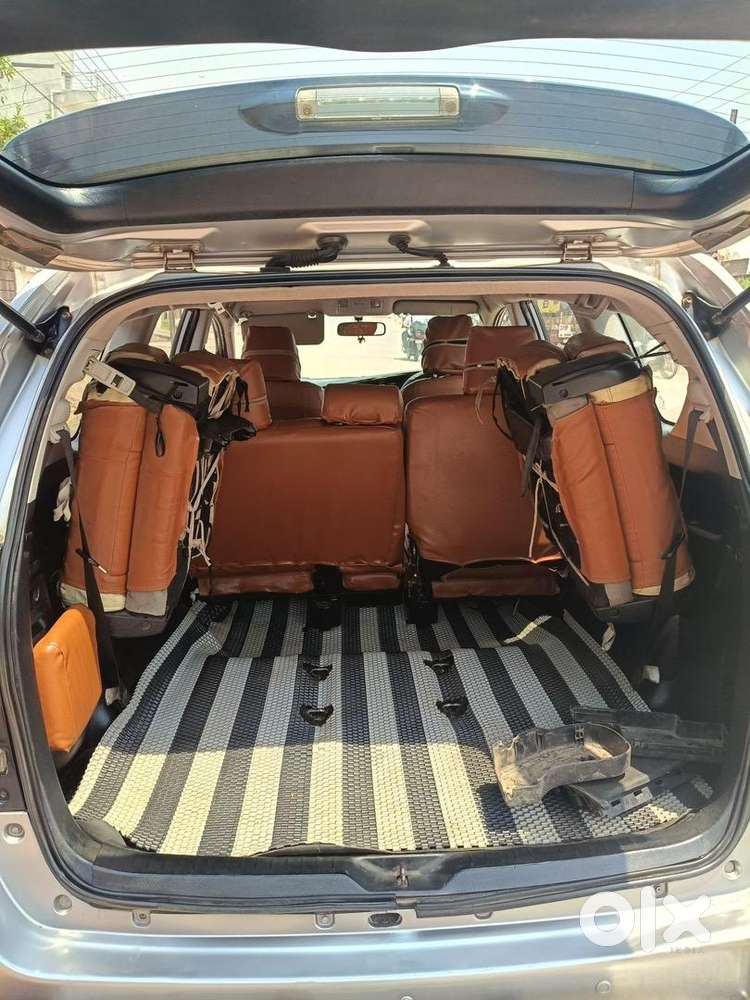 Toyota Innova Crysta 2017 Diesel 89100 Km Driven