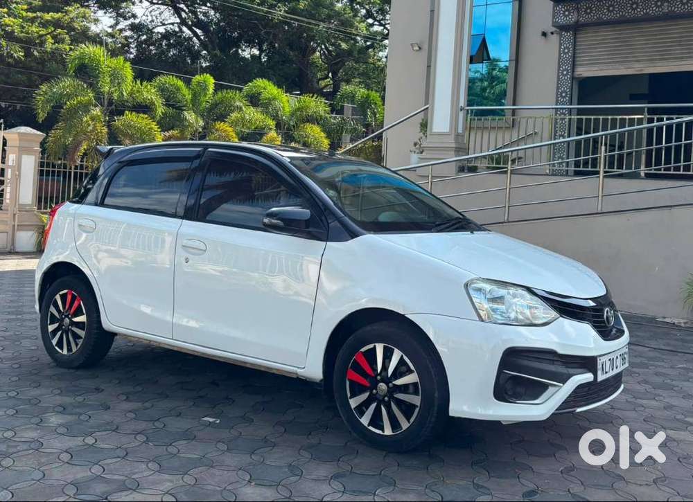 Toyota Etios Liva 1.2 V, 2017, Petrol