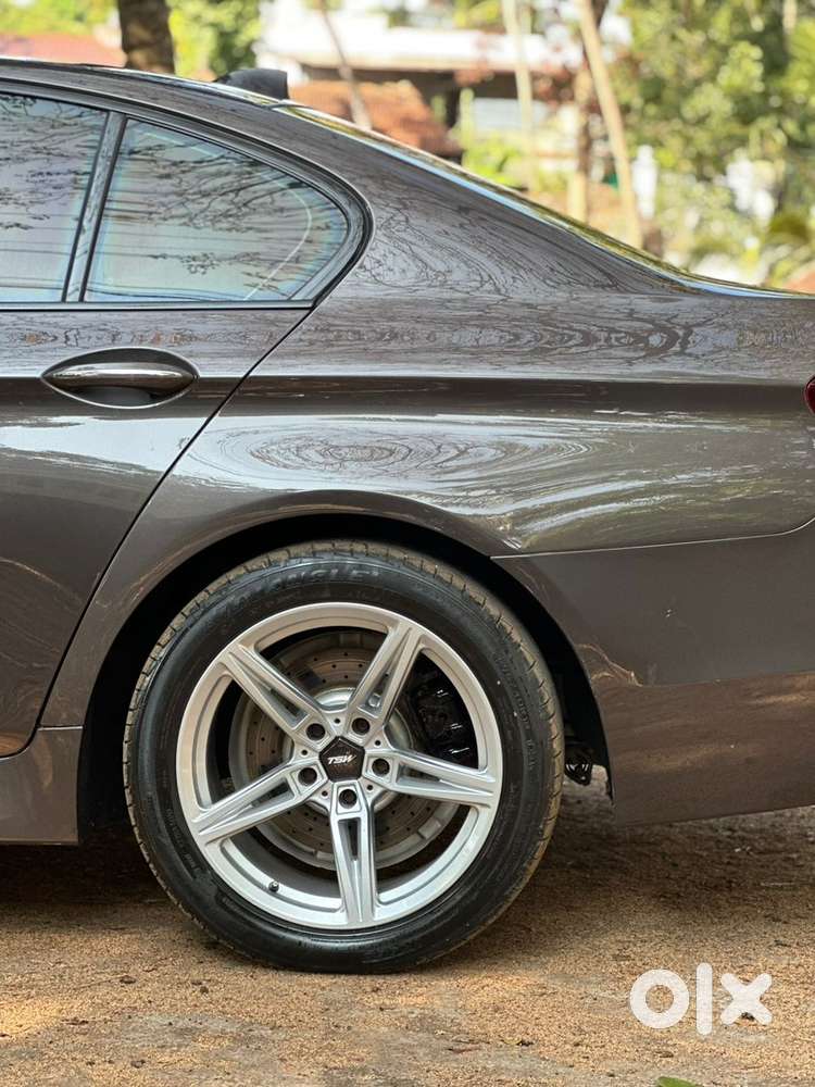 Bmw 5 Series 535i Petrol 2010