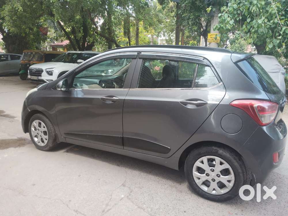 Hyundai Grand I10 2016-2017 Sportz Cng, 2016, Cng & Hybrids