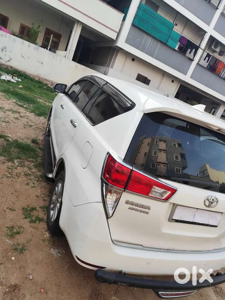 Toyota Innova Crysta 2019