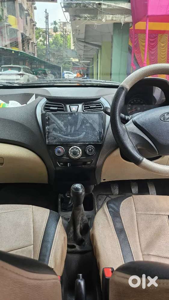 Hyundai Eon Magna 2015 Variant