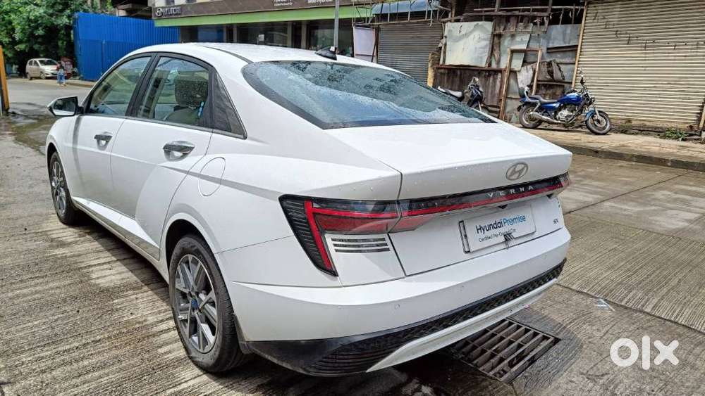 Hyundai Verna 1.5 Sx (o) Ivt, 2024, Petrol