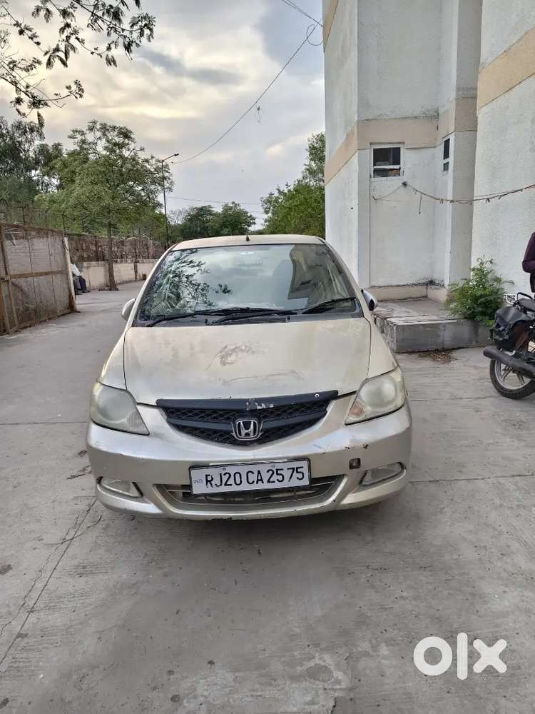 Honda City Zx 2006 Petrol Well Maintained