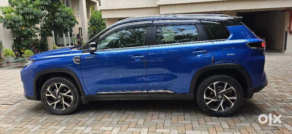 Toyota Urban Cruiser 2022 Hybrid V At