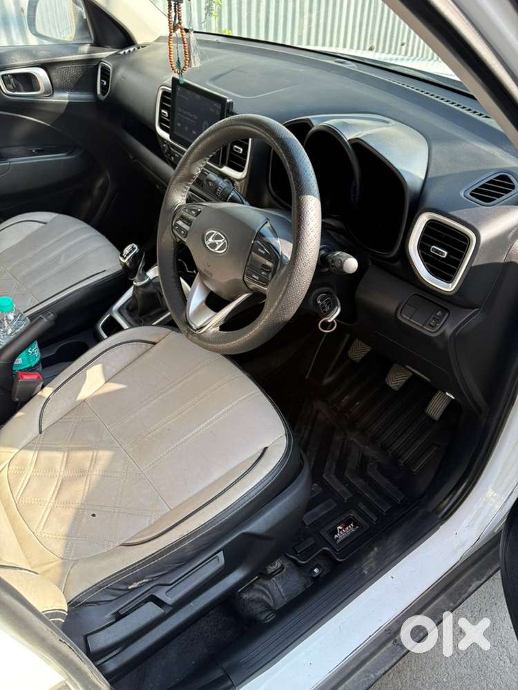 Hyundai Venue Petrol 2019