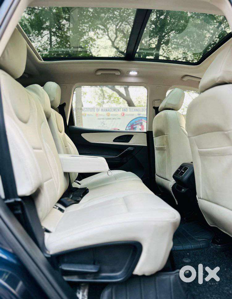 Mahindra Xuv700 2.2 Ax 5 Diesel Mt 7 Str, 2022, Diesel