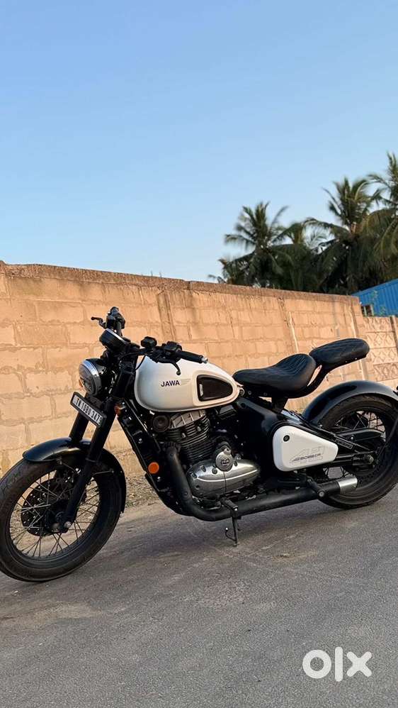 Jawa 42 Bobber 2023 urgent sale