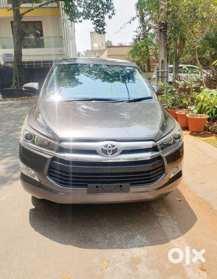 Toyota Innova Crysta 2.4 V 7 Str, 2017, Diesel