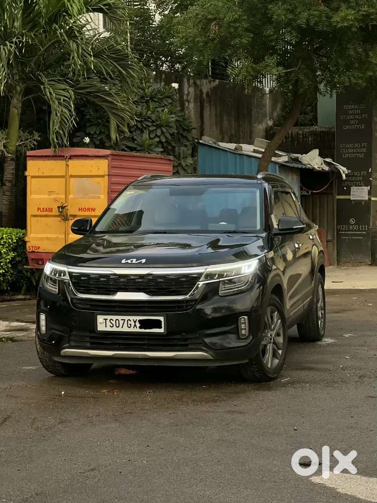 Kia Seltos 1.5 Htx At Ivt  Black Color 2019 Showroom Track Beautiful