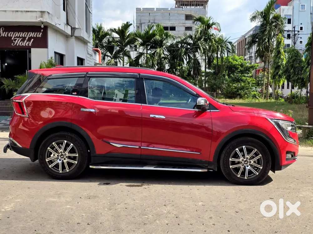 Mahindra Xuv700 Ax7 2023