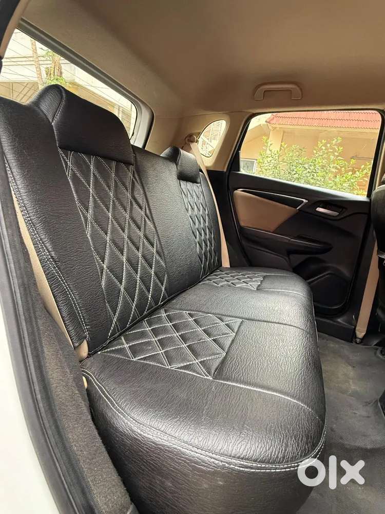 Honda Jazz 2015 Petrol 46000 Km Driven Company Service Record