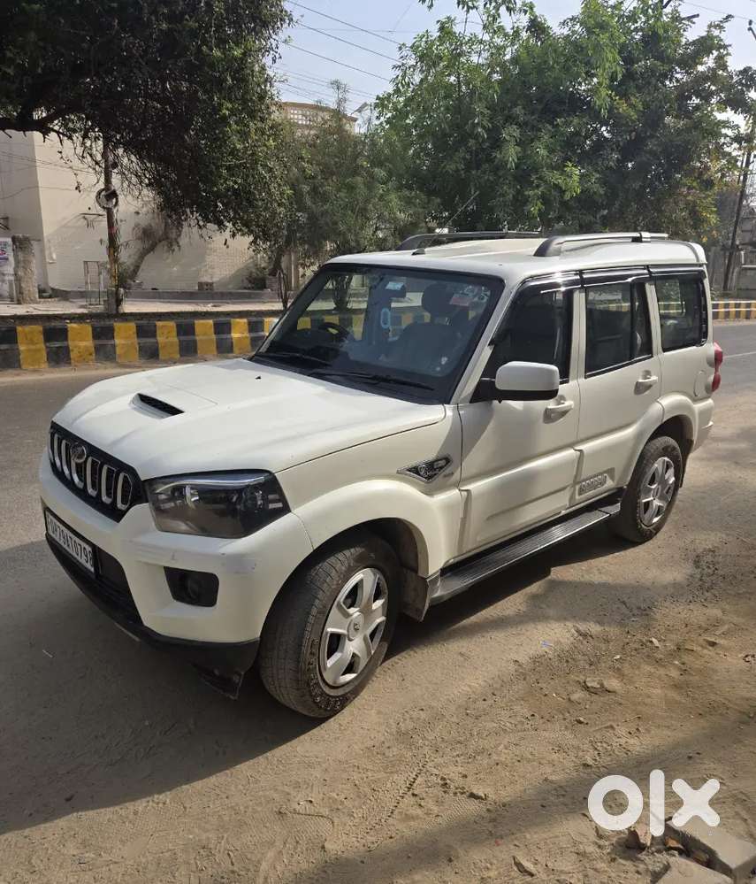 Mahindra Scorpio 2022 Diesel 100000 Km Driven