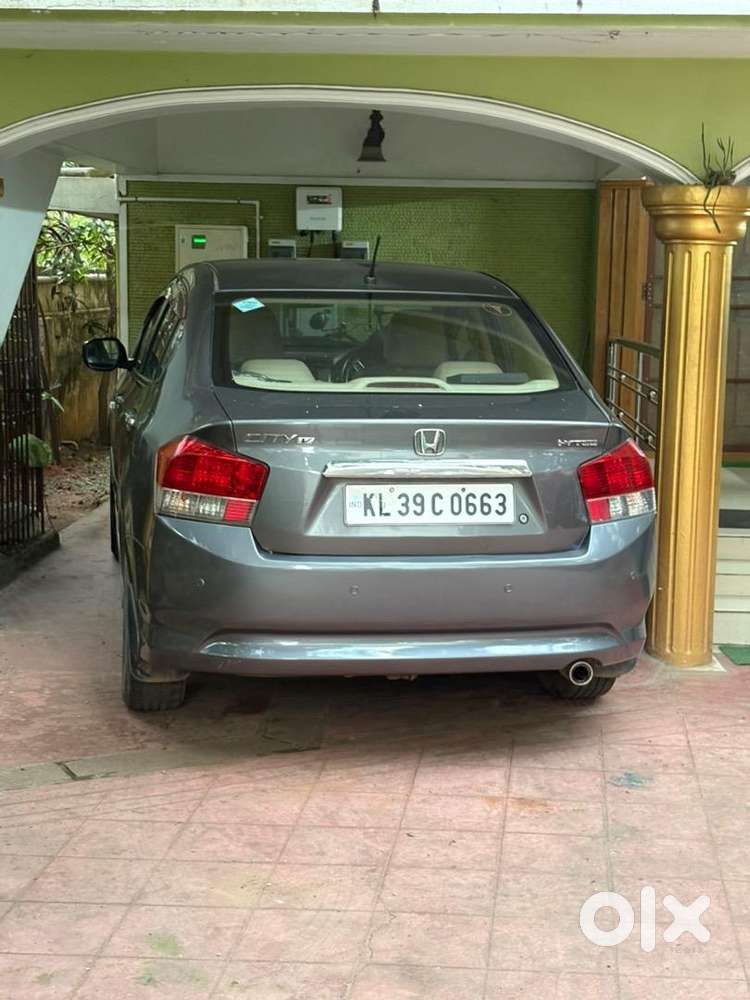 Honda City 2010 Cng & Hybrids 105000 Km Driven