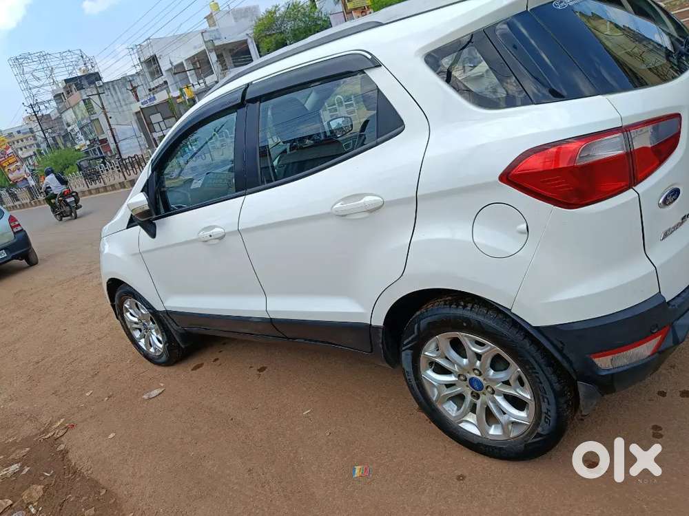 Ford Ecosport 2015 Petrol Manual