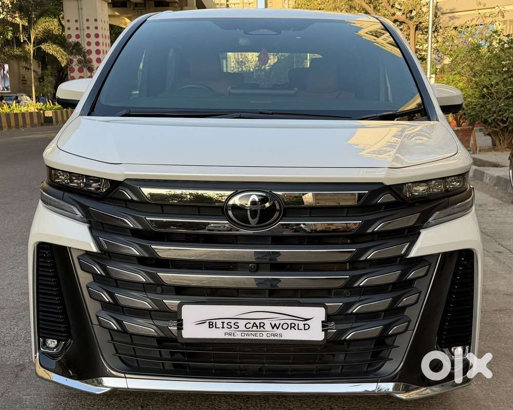 Toyota Vellfire Vip – Executive Lounge, 2024, Petrol