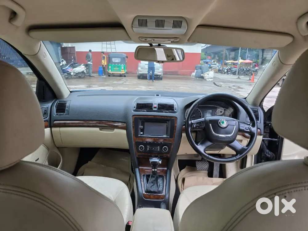 Skoda Laura 2.0l Diesel 2013 Automatic