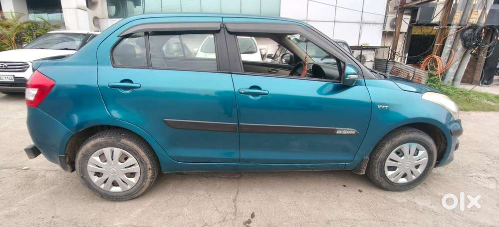 Maruti Suzuki Swift Dzire 1.2 Vxi Bsiv, 2015, Petrol