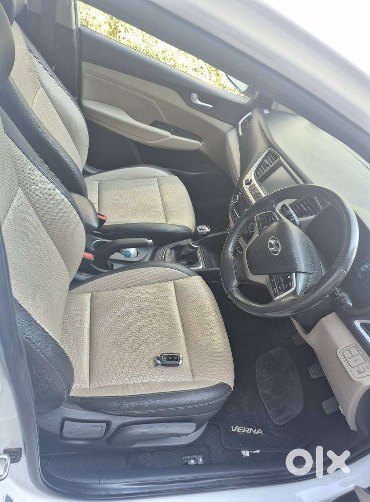 Hyundai Verna 1.6 Sx (o) Vtvt, 2019, Petrol