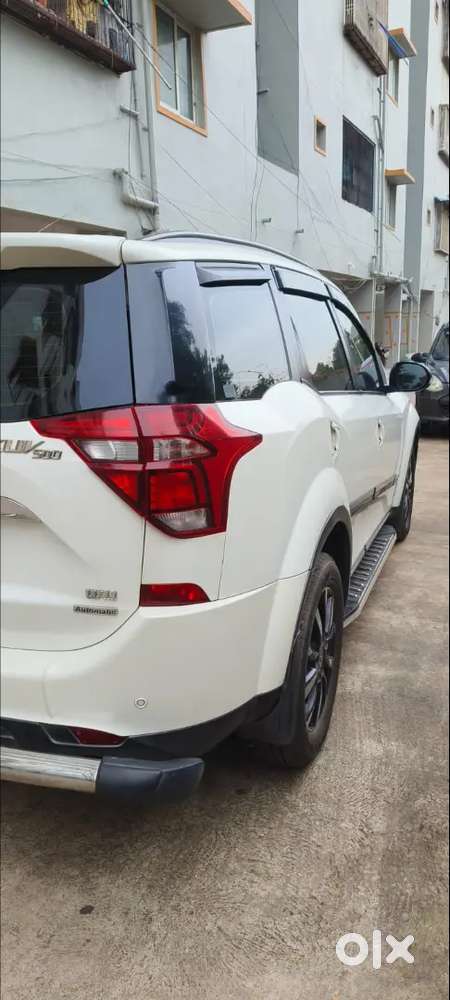 Mahindra Xuv500 2018 Diesel 140000 Km Driven