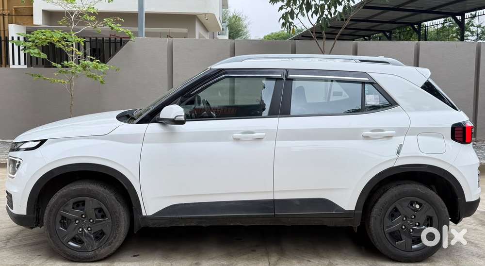 Hyundai Venue 1.2 S (o), 2025, Petrol