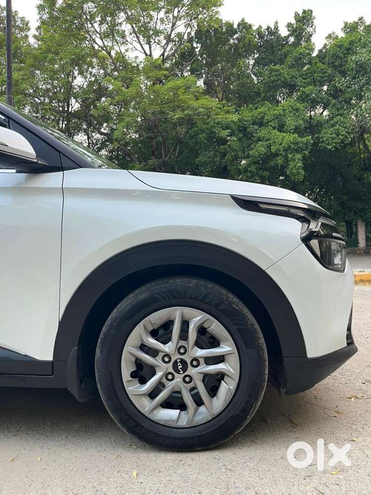 Kia Carens 2022 Diesel 61300 Km Driven