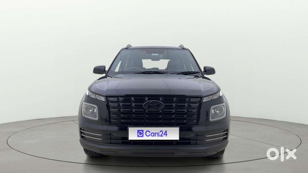 Hyundai Venue Sx(o) 1.0 Turbo Dct Knight Edition, 2023, Petrol