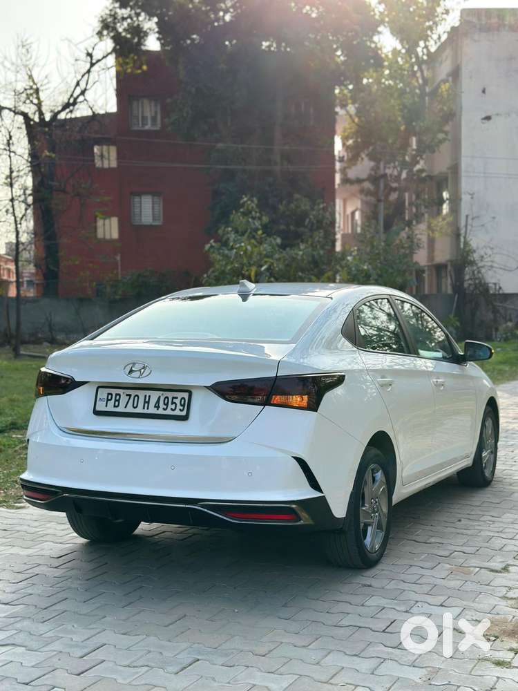 Hyundai Verna 1.5 S Plus Diesel Mt, 2022, Diesel