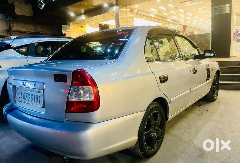 Excellent Condition  Acent