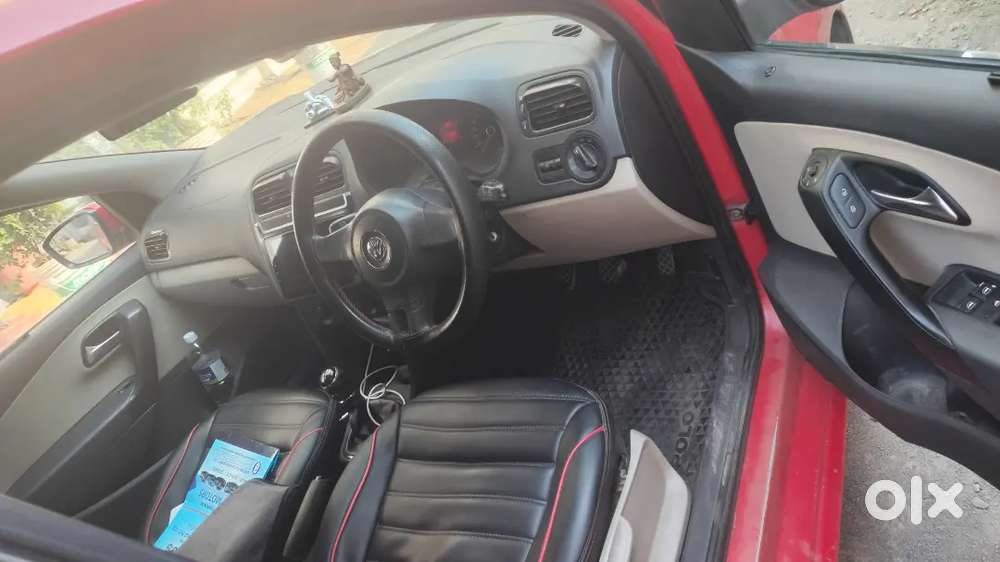 Volkswagen Polo Diesel 2014
New Two Tyres  Battery,mack Wheel.