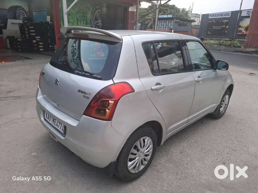 Maruti Suzuki Swift Vxi 1.2 Abs Bs-iv, 2009, Petrol