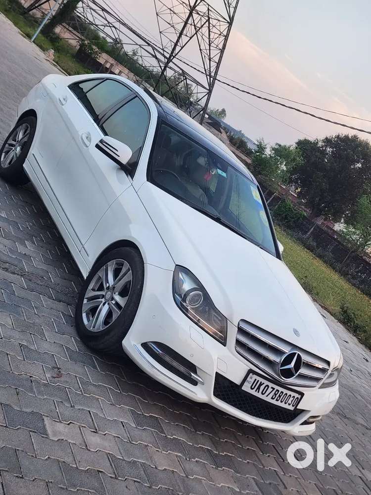 Mercedes-benz C-class Full Insurance Petrol Well Maintained