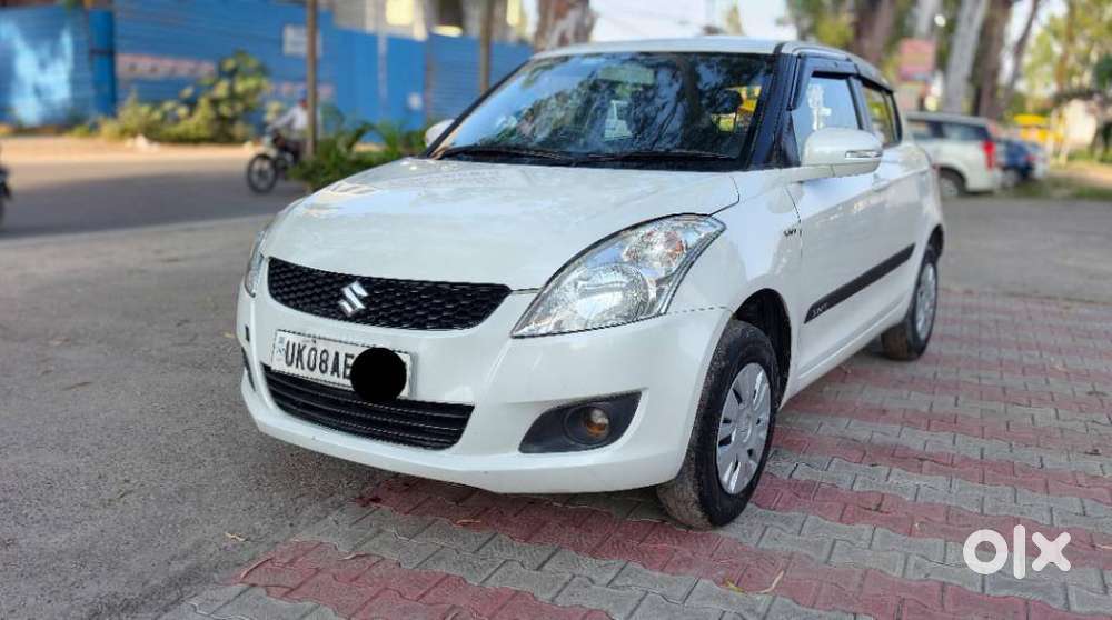 Maruti Suzuki Swift Vxi + Manual, 2014, Petrol