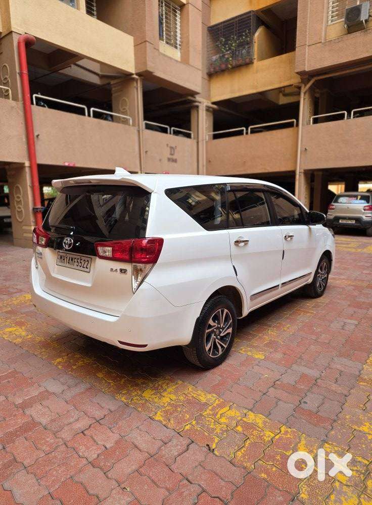 Toyota Innova Crysta [2020-ongoing] 2.4 Gx 7 Str, 2025, Diesel