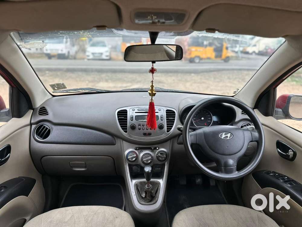 Hyundai I10 Sportz, 2012, Petrol