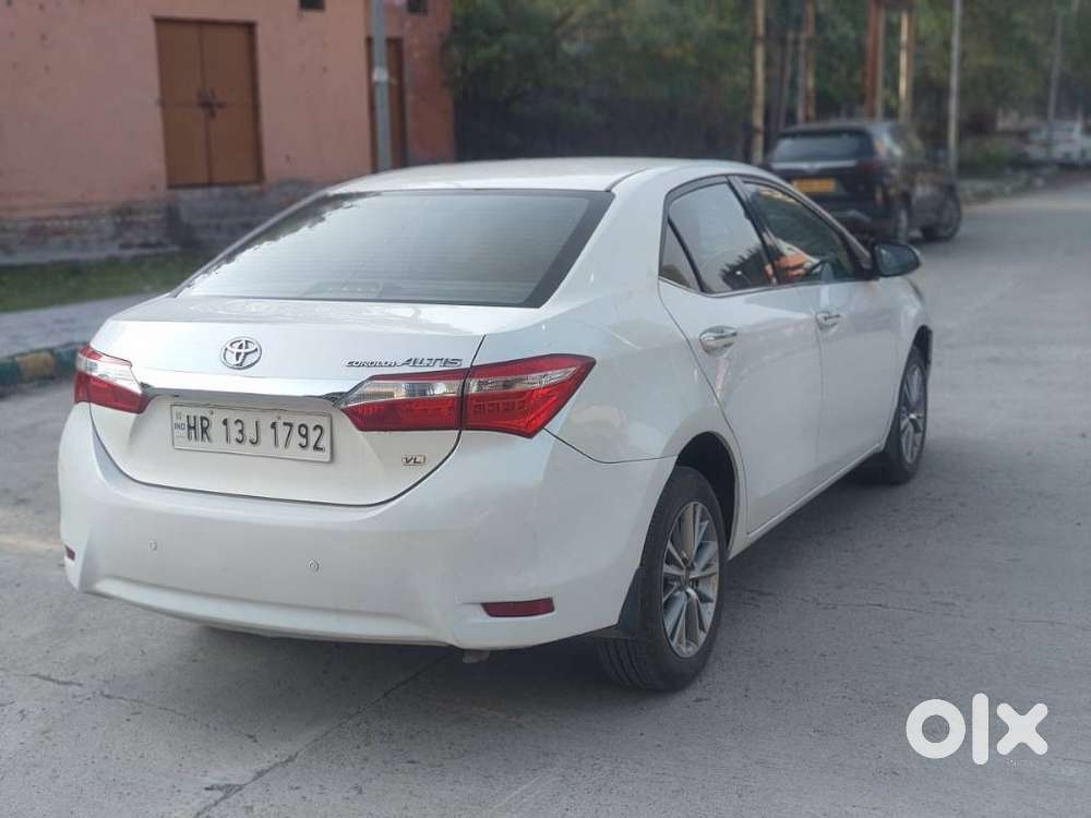 Toyota Corolla Altis Vl, 2015, Petrol
