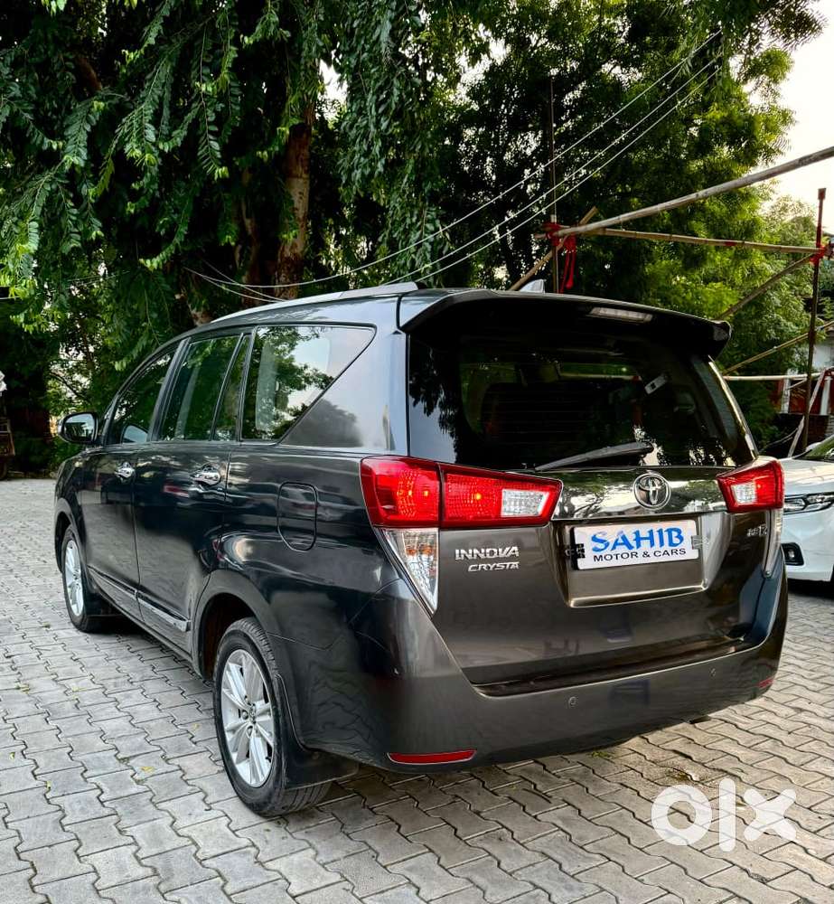 Toyota Innova Crysta 2.8z Automatic, 2017, Diesel