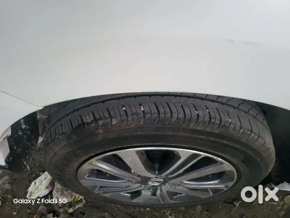 Honda Amaze 2024 Petrol Well Maintained