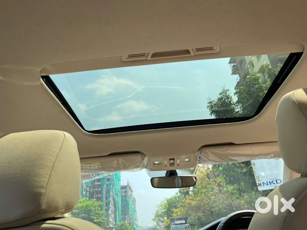 Volkswagen Virtus Highline Plus 1.0 Tsi Mt Less Driven Car