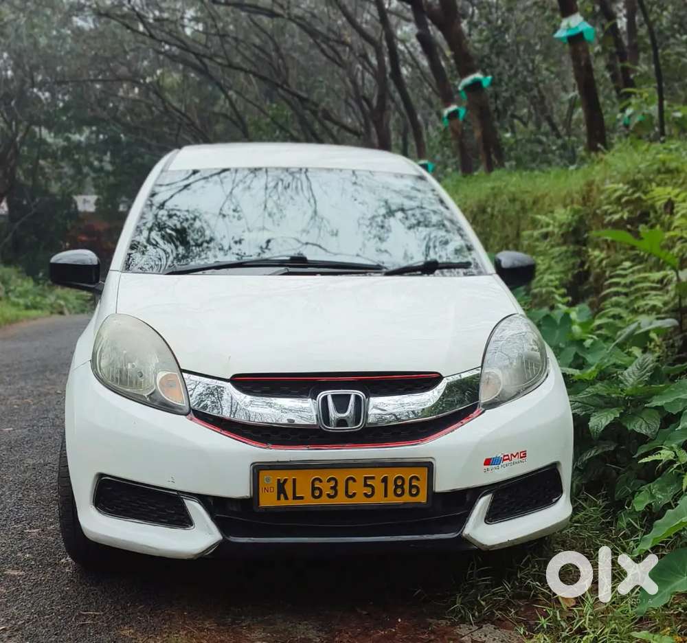 Honda Mobilio 1.5 V 2015 Finance Availavle